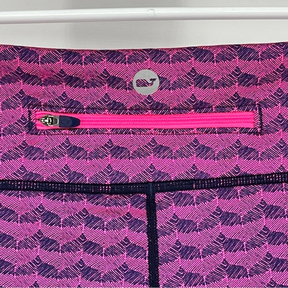VINEYARD VINES ETCHED WHALE TAIL PERFORMANCE LEGGINGS PINK BLUE MEDIUM - Picture 6 of 8
